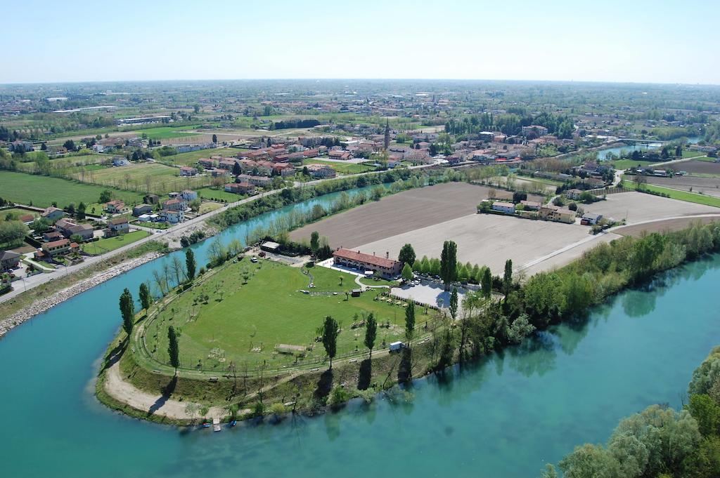 Agriturismo La Penisola Campo San Martino Exterior photo